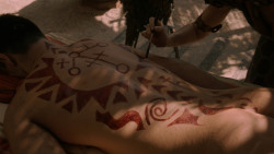 extant_GameOfThrones_2x07-AManWithoutHonor_4146