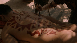 extant_GameOfThrones_2x07-AManWithoutHonor_4150