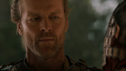 extant_GameOfThrones_2x07-AManWithoutHonor_4197