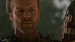 extant_GameOfThrones_2x07-AManWithoutHonor_4198