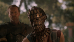 extant_GameOfThrones_2x07-AManWithoutHonor_4210