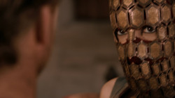 extant_GameOfThrones_2x07-AManWithoutHonor_4255