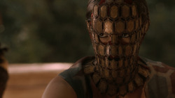 extant_GameOfThrones_2x07-AManWithoutHonor_4266
