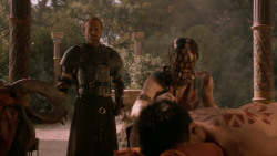 extant_GameOfThrones_2x07-AManWithoutHonor_4276