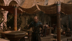 extant_GameOfThrones_2x07-AManWithoutHonor_4281