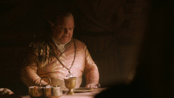 extant_GameOfThrones_2x07-AManWithoutHonor_4284
