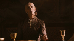 extant_GameOfThrones_2x07-AManWithoutHonor_4346