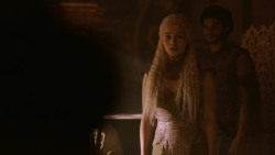 extant_GameOfThrones_2x07-AManWithoutHonor_4362