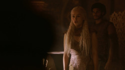 extant_GameOfThrones_2x07-AManWithoutHonor_4364