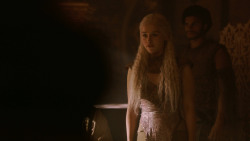 extant_GameOfThrones_2x07-AManWithoutHonor_4365