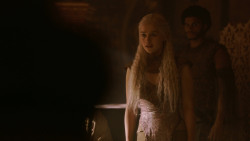 extant_GameOfThrones_2x07-AManWithoutHonor_4368