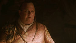 extant_GameOfThrones_2x07-AManWithoutHonor_4400
