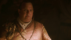 extant_GameOfThrones_2x07-AManWithoutHonor_4401