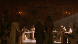 extant_GameOfThrones_2x07-AManWithoutHonor_4439