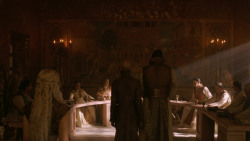 extant_GameOfThrones_2x07-AManWithoutHonor_4440
