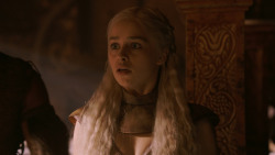 extant_GameOfThrones_2x07-AManWithoutHonor_4523