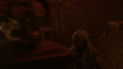 extant_GameOfThrones_2x07-AManWithoutHonor_4533