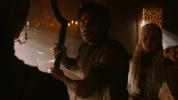 extant_GameOfThrones_2x07-AManWithoutHonor_4545