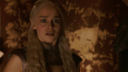 extant_GameOfThrones_2x07-AManWithoutHonor_4562