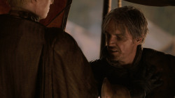extant_GameOfThrones_2x07-AManWithoutHonor_4593