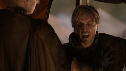 extant_GameOfThrones_2x07-AManWithoutHonor_4608