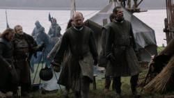 extant_GameOfThrones_2x07-AManWithoutHonor_4626