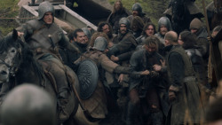 extant_GameOfThrones_2x07-AManWithoutHonor_4634