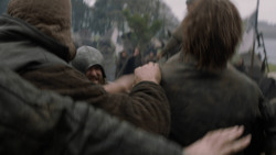 extant_GameOfThrones_2x07-AManWithoutHonor_4649