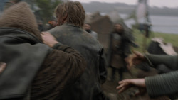 extant_GameOfThrones_2x07-AManWithoutHonor_4653