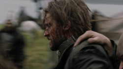 extant_GameOfThrones_2x07-AManWithoutHonor_4664