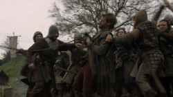extant_GameOfThrones_2x07-AManWithoutHonor_4668