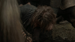 extant_GameOfThrones_2x07-AManWithoutHonor_4674