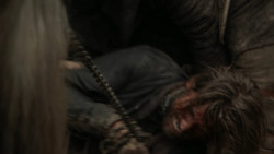 extant_GameOfThrones_2x07-AManWithoutHonor_4675