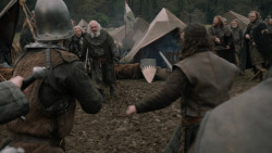 extant_GameOfThrones_2x07-AManWithoutHonor_4697