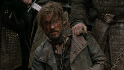 extant_GameOfThrones_2x07-AManWithoutHonor_4732
