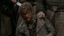 extant_GameOfThrones_2x07-AManWithoutHonor_4733