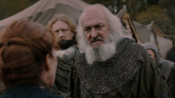 extant_GameOfThrones_2x07-AManWithoutHonor_4759