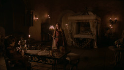 extant_GameOfThrones_2x07-AManWithoutHonor_4897