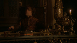 extant_GameOfThrones_2x07-AManWithoutHonor_5054