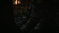 extant_GameOfThrones_2x07-AManWithoutHonor_5306