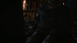 extant_GameOfThrones_2x07-AManWithoutHonor_5307