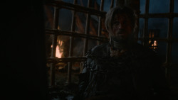 extant_GameOfThrones_2x07-AManWithoutHonor_5350