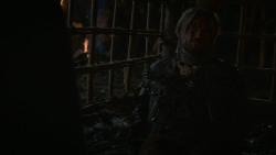 extant_GameOfThrones_2x07-AManWithoutHonor_5374