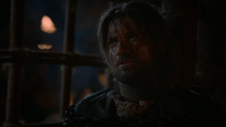extant_GameOfThrones_2x07-AManWithoutHonor_5396
