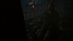 extant_GameOfThrones_2x07-AManWithoutHonor_5513