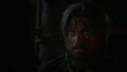 extant_GameOfThrones_2x07-AManWithoutHonor_5535