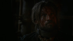 extant_GameOfThrones_2x07-AManWithoutHonor_5558