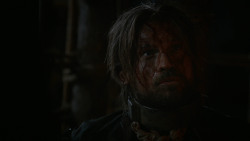 extant_GameOfThrones_2x07-AManWithoutHonor_5559