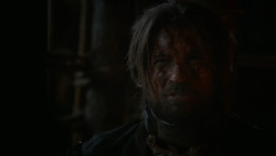extant_GameOfThrones_2x07-AManWithoutHonor_5566