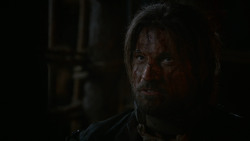 extant_GameOfThrones_2x07-AManWithoutHonor_5584